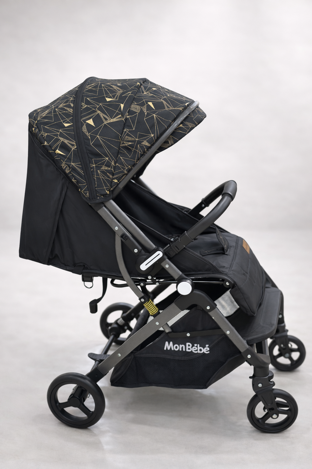 MonBébé – Poussette Compacte Sécurisée & Confort Quotidien