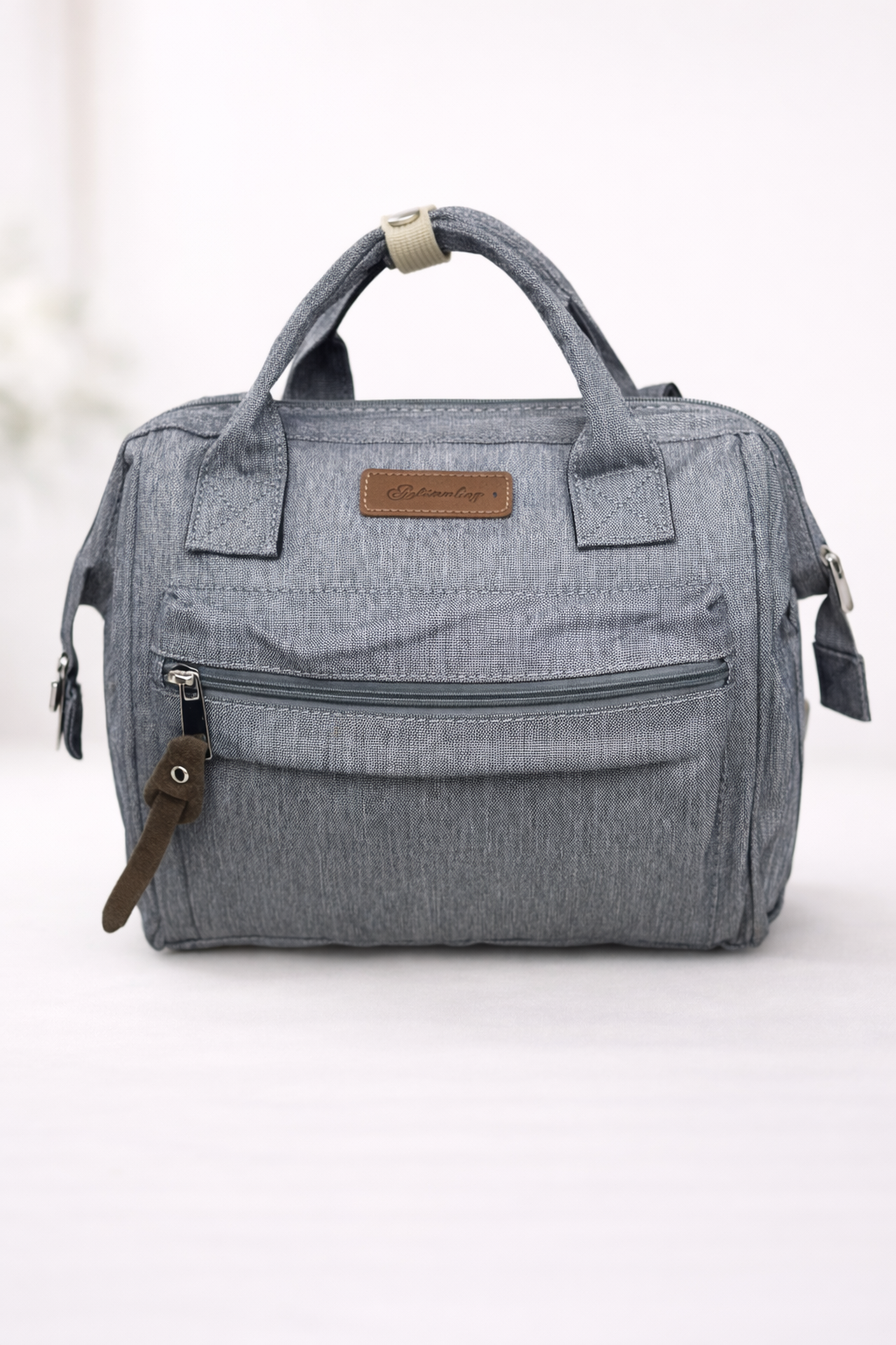 Sac à Langer Bébé Élégant – Format Compact & Organisation Essentielle